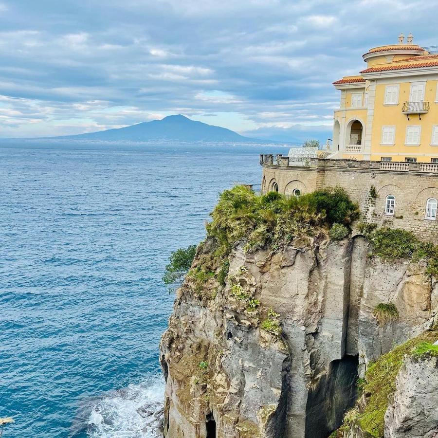Sorrento Life 1 Apartment Sant'Agnello Bagian luar foto